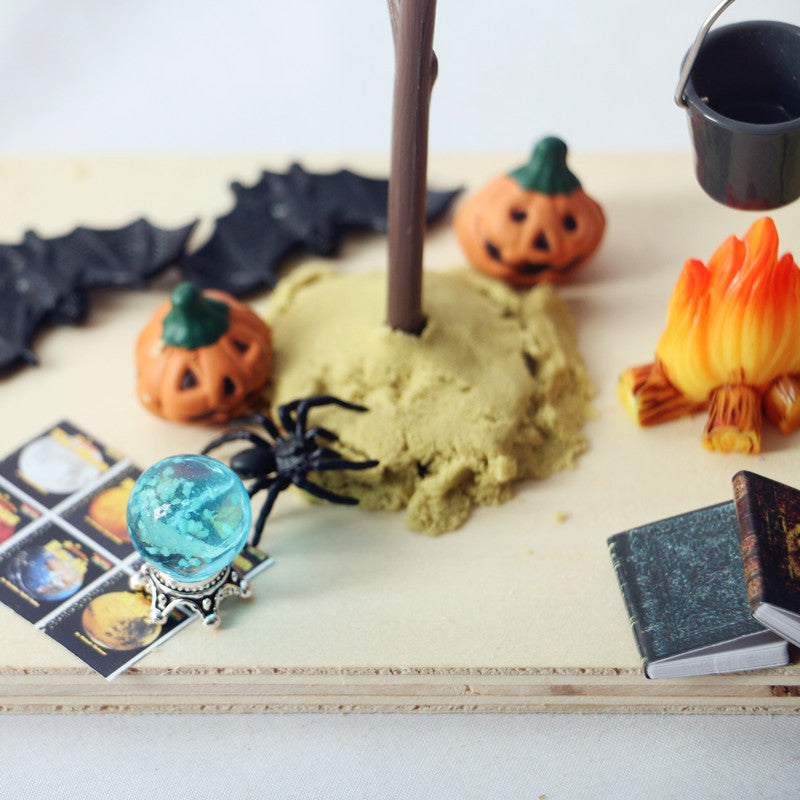 112 Dollhouse Halloween Decor Set