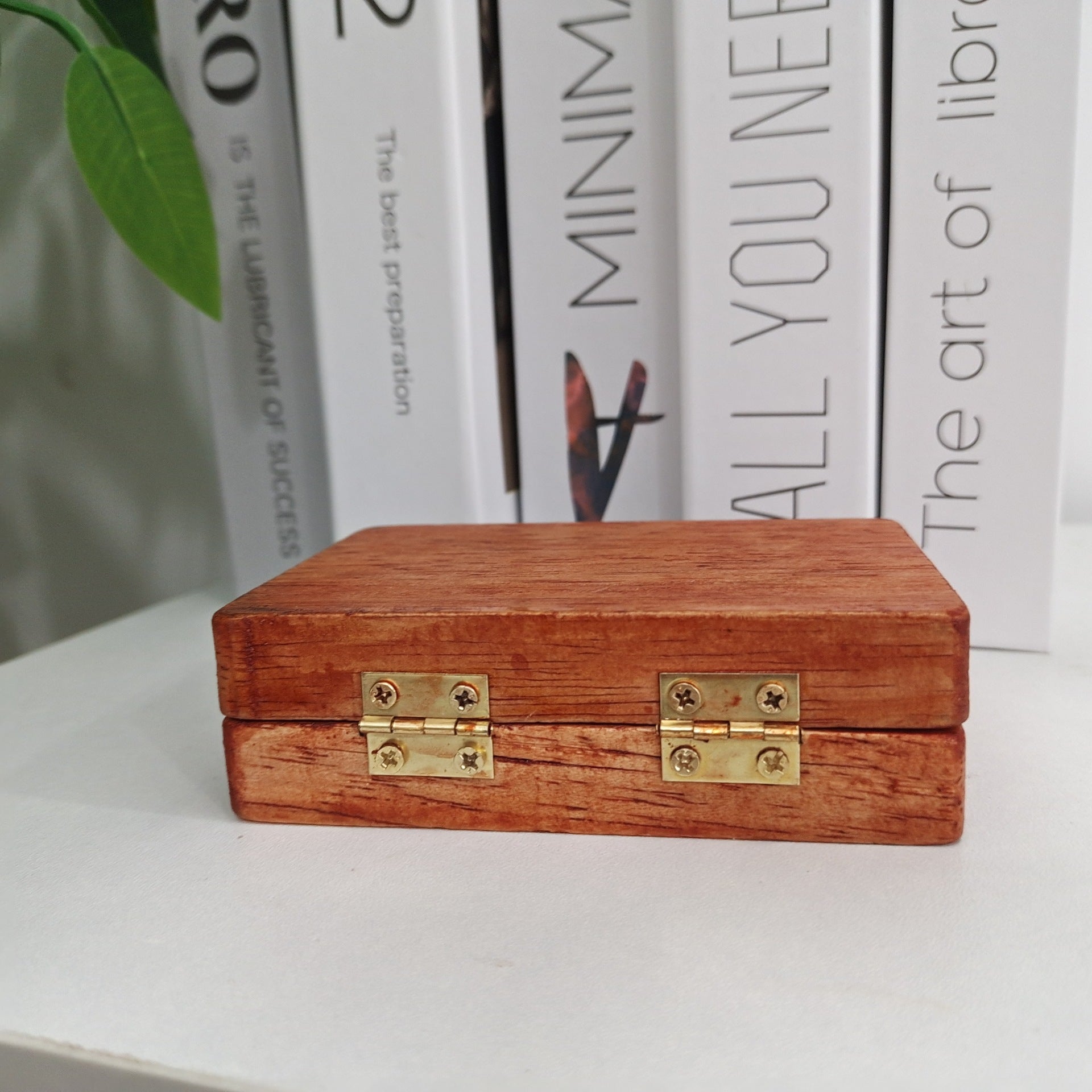 New Creative Multi-Grid Home Indoor and Outdoor Decor Crystal Embellished Wooden Ornament Natural