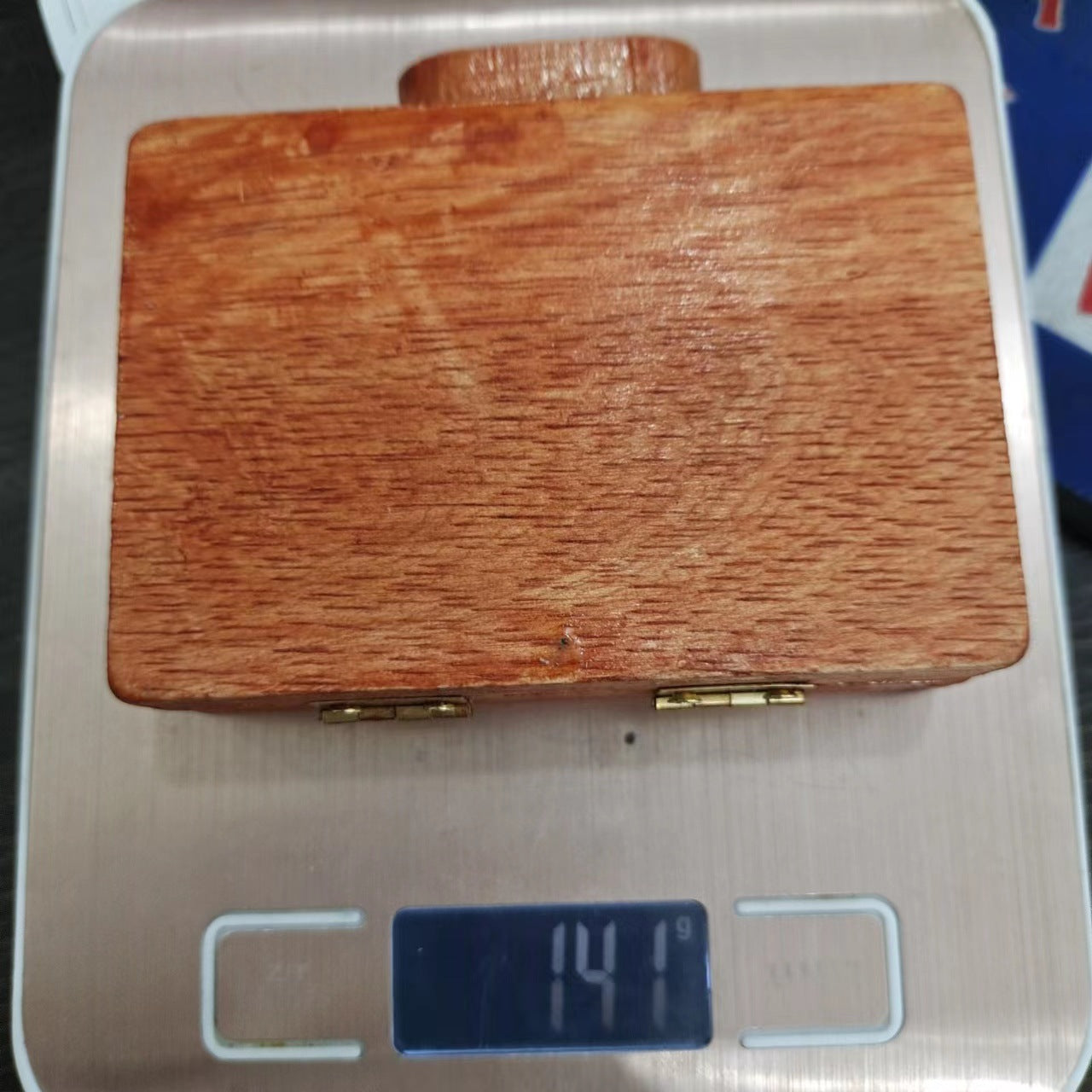 New Creative Multi-Grid Home Indoor and Outdoor Decor Crystal Embellished Wooden Ornament Natural