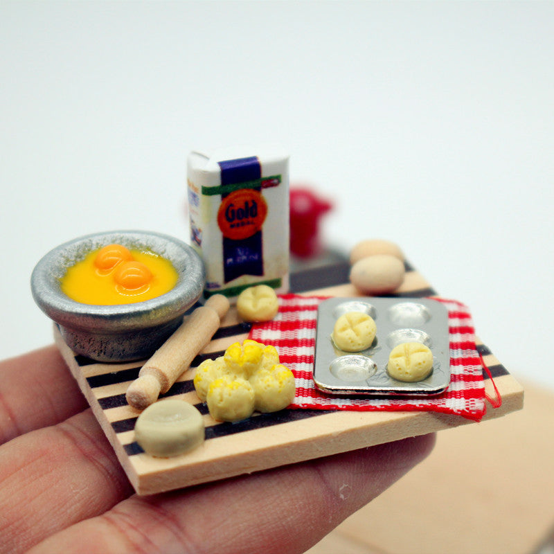 Dollhouse Miniature Food Pastry Making Table Egg Milk Bread Cutting Board Chopping Board Model Shooting Props