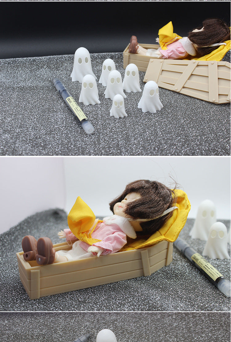 112 Dollhouse Halloween Scene Nightlight Ghost Ornament