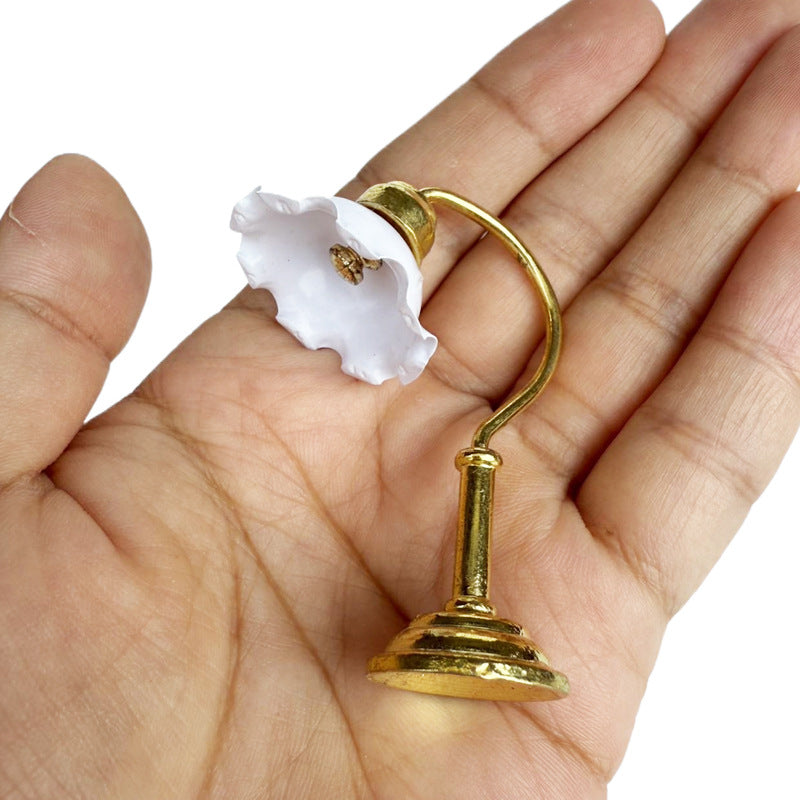 1:12 Dollhouse Miniature  Gold Lace Table Lamp Bedside Lamp Non-Emitting Light