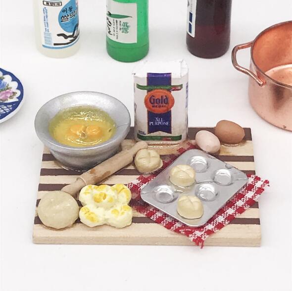 112 Mini Dollhouse Kitchen Cutting Board Set