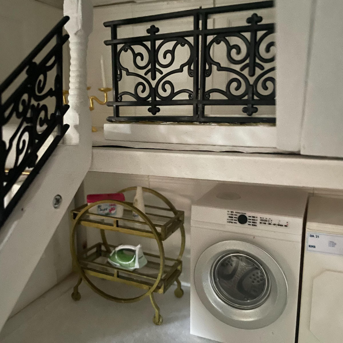 1/12 1/6 Dollhouse Miniature Replica Black and Decker Easy Steam Compact Iron