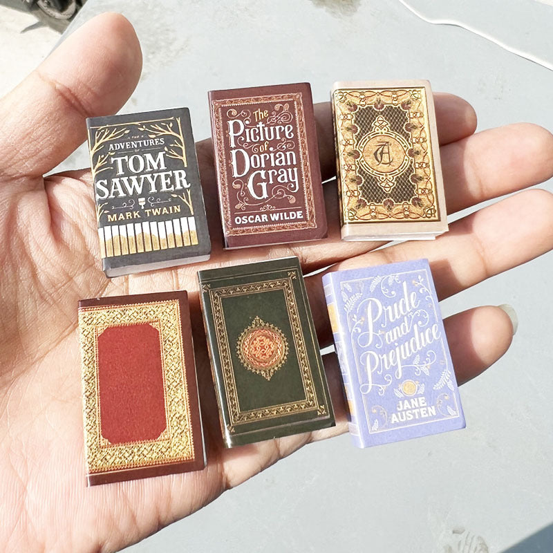 1:12 Dollhouse Retro Large Book Block