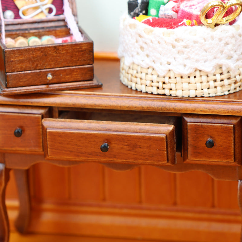 1:12 Dollhouse Miniature Wooden Chestnut Table