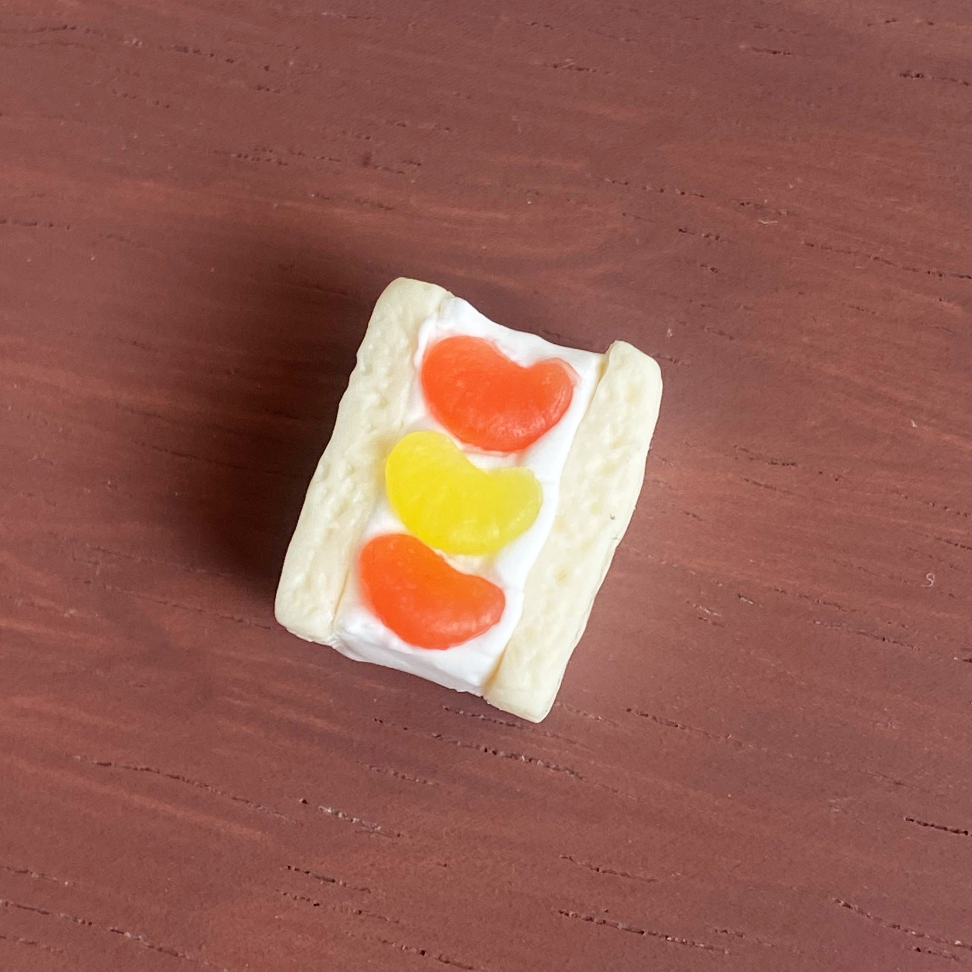 Cute Miniature Realistic Fruit Sandwich Miniature Food Play Model Six-Eighths Dollhouse Toy Decoration Prop
