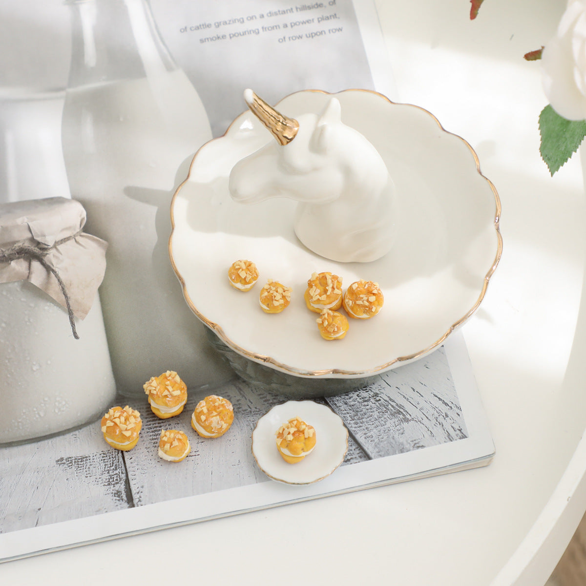 Simulation Food Miniature Dollhouse Cream Puff Play Food BJD Blind Box OB11 Eight-point Twelve-point Dollhouse