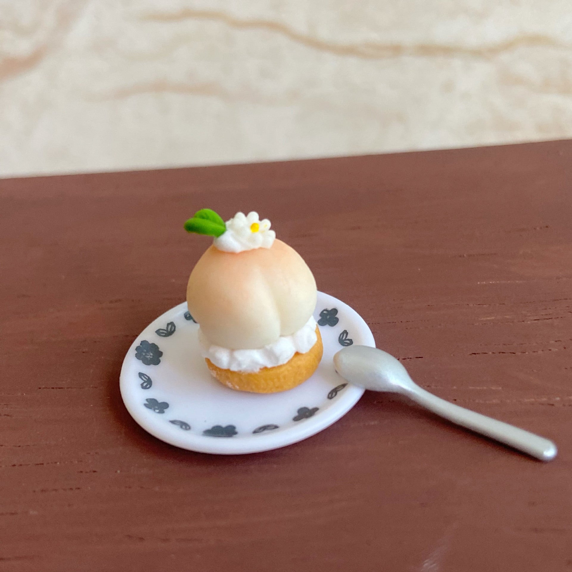 Cute Mini Peach Tower Dollhouse Creative Miniature Cake Food Model Accessories Wholesale