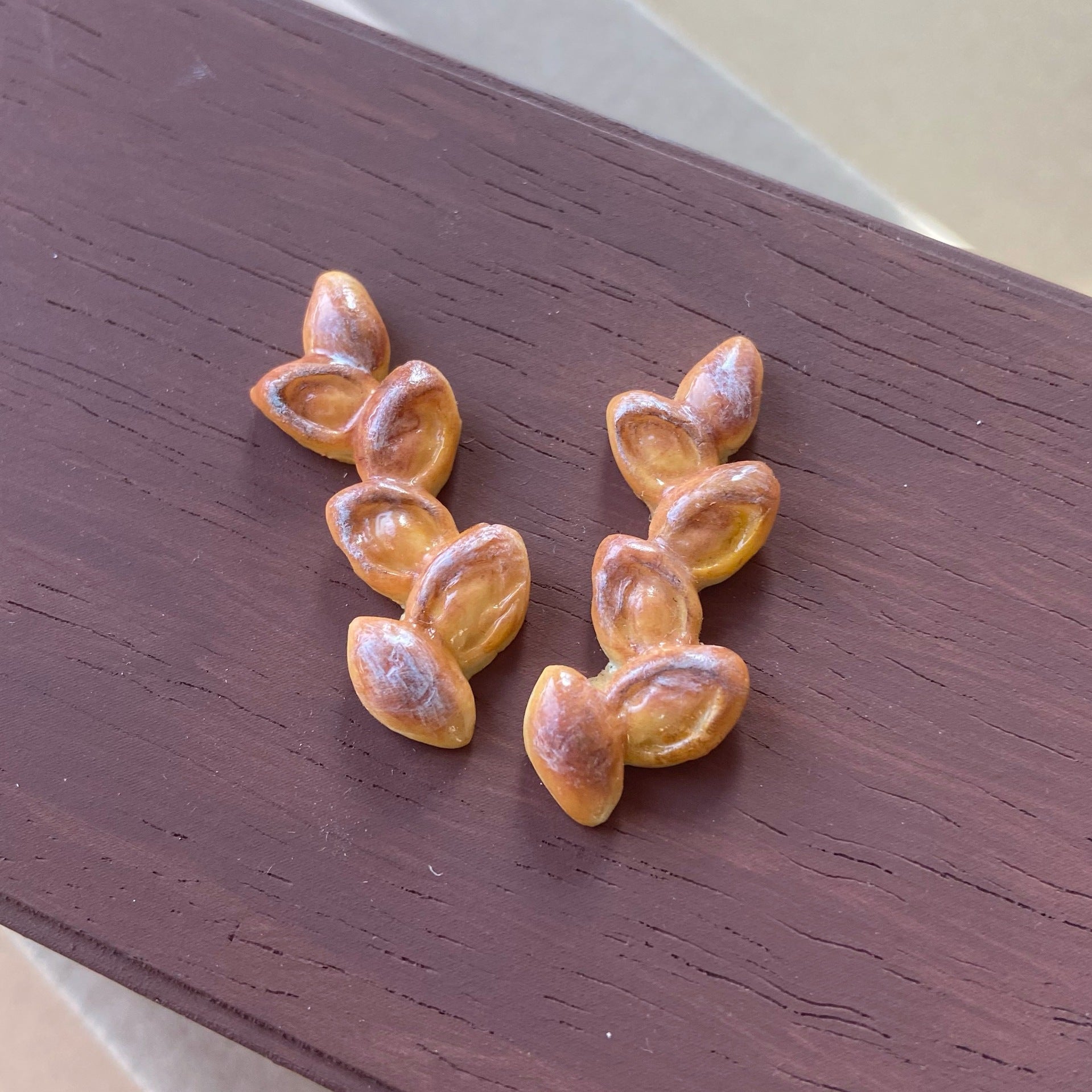 Miniature Baguette Wheat Ear Bread Play Food for Dollhouse 1:12 Scale Dollhouse Bakery Props Decoration