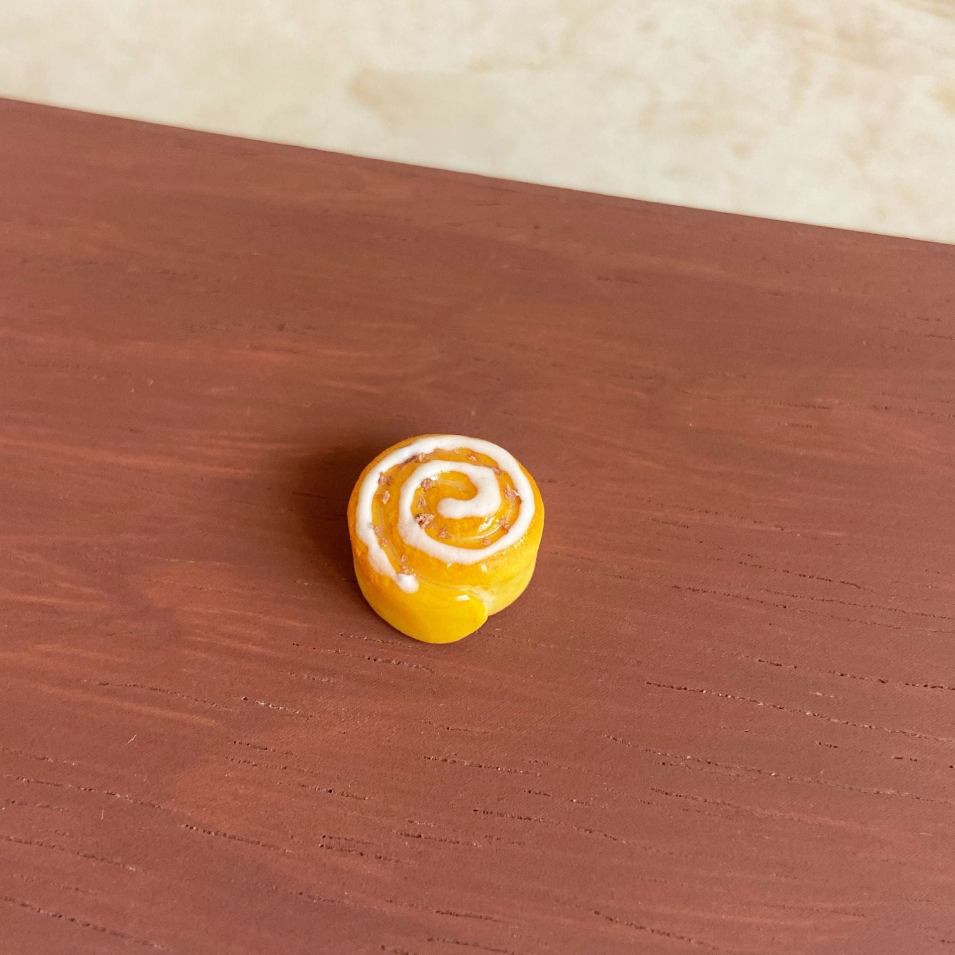 Simulation Bread Miniature Food Play Sesame Bagel and Cinnamon Roll Dollhouse Bakery Scene