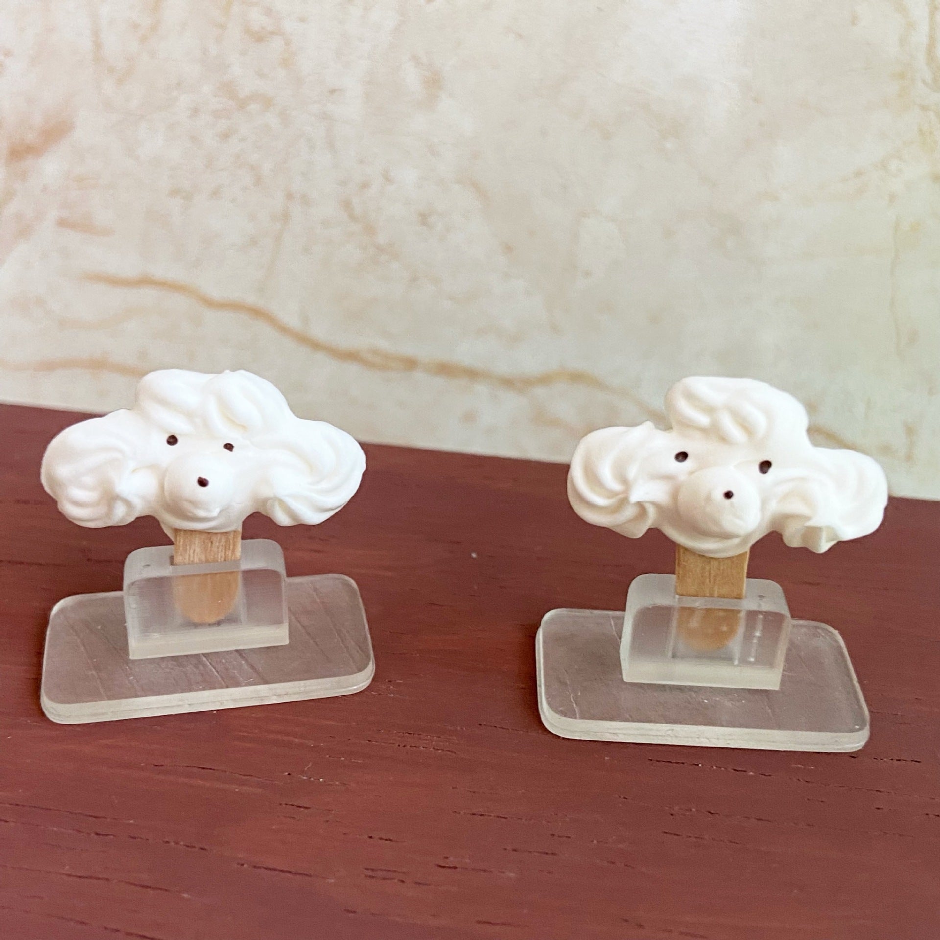 Miniature Food Ice Cream Stand Dollhouse Props Six-Eighths Doll Dessert Shop Scene Decoration
