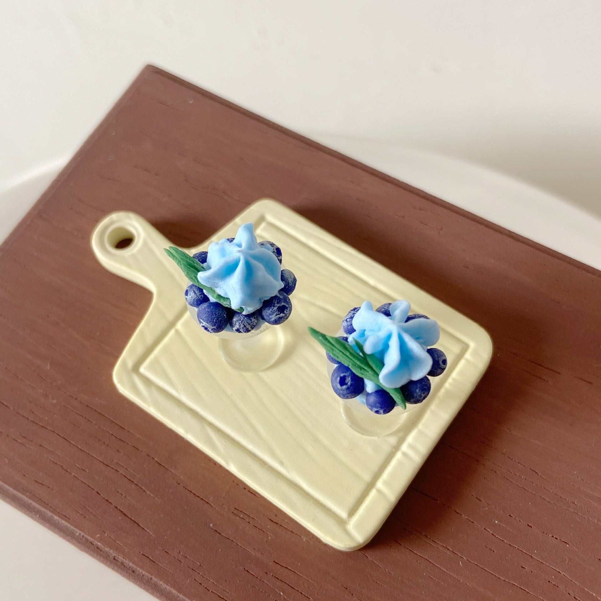 Miniature Food Play Blueberry Cream Cup Eight Points Dollhouse Accessories Dessert Shop Photo Props