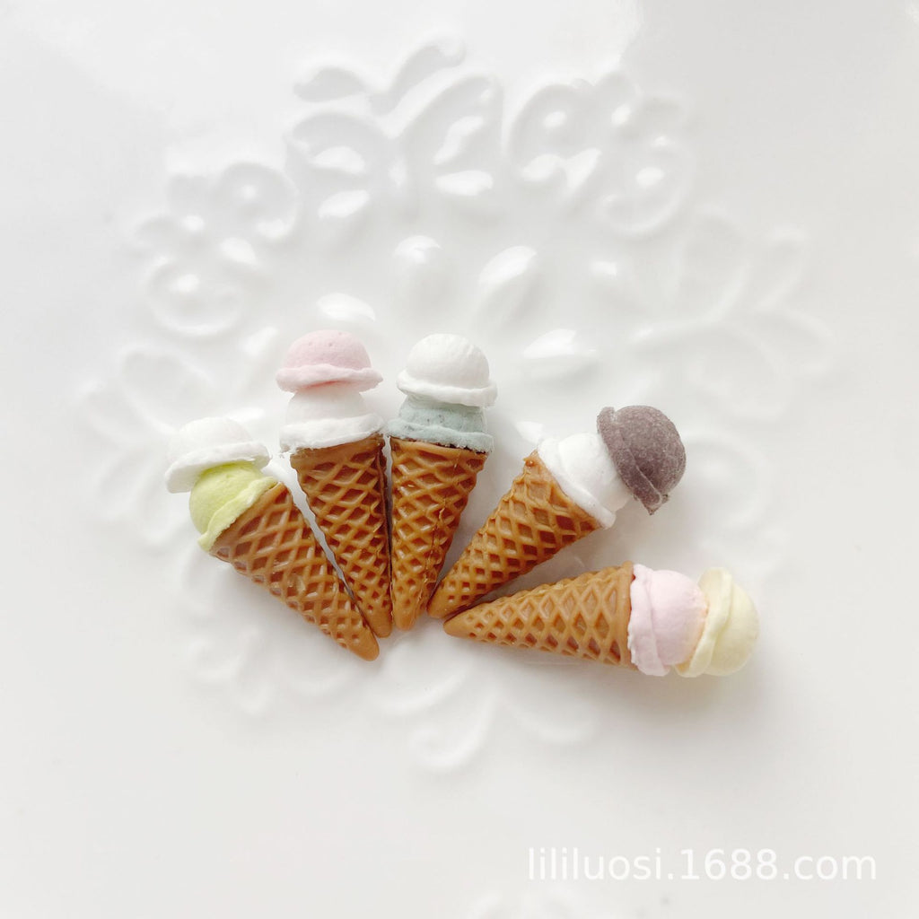 Miniature Mini Ice Cream Cone Toy for Six-Point BJD Eight-Point OB11 Dolls, Dollhouse Dessert Shop Accessories