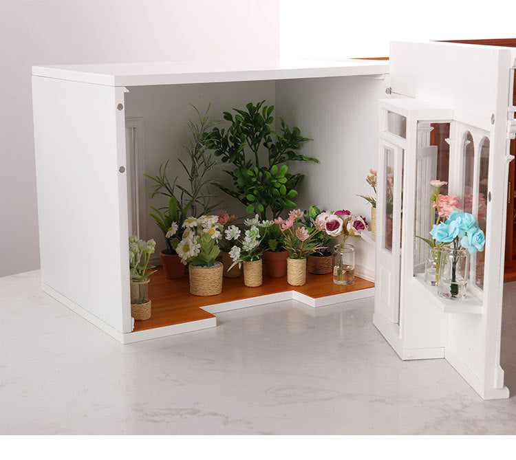 Wooden Dollhouse Model 112 Scale European Elegance Openable Doors