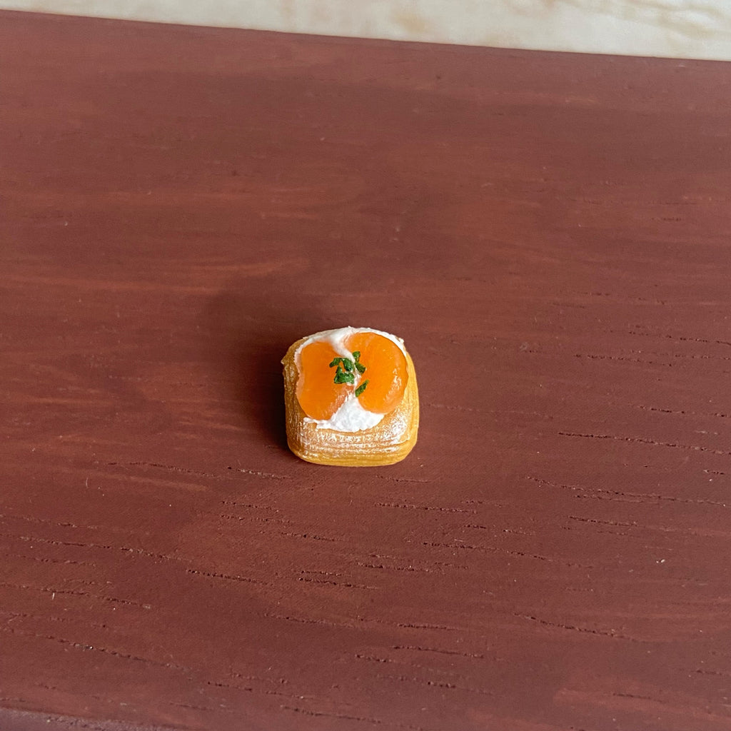 Miniature Food Play Fruit Square Tower Mini Cute Simulation Cake Dollhouse Dollhouse Fridge Magnet Accessories