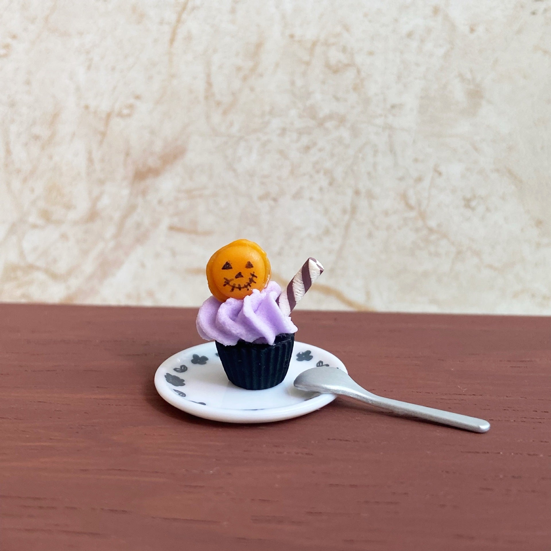 Halloween Cupcake Miniature Fun Food Toy Six-Dimensional Dollhouse Accessories