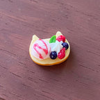 Simulation Cute Strawberry Ice Cream Toast Bread Miniature Food Play Mini Dollhouse Props