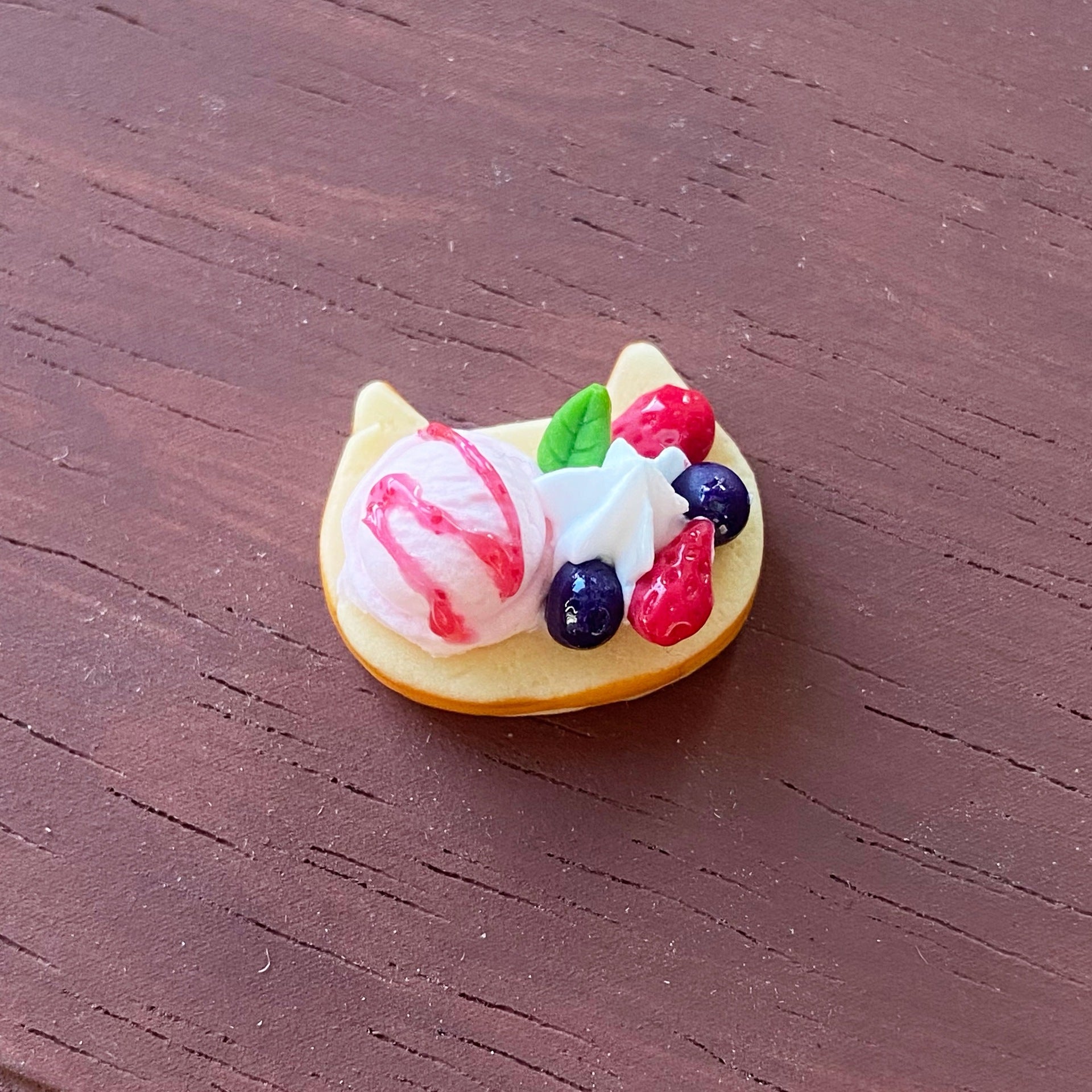 Simulation Cute Strawberry Ice Cream Toast Bread Miniature Food Play Mini Dollhouse Props