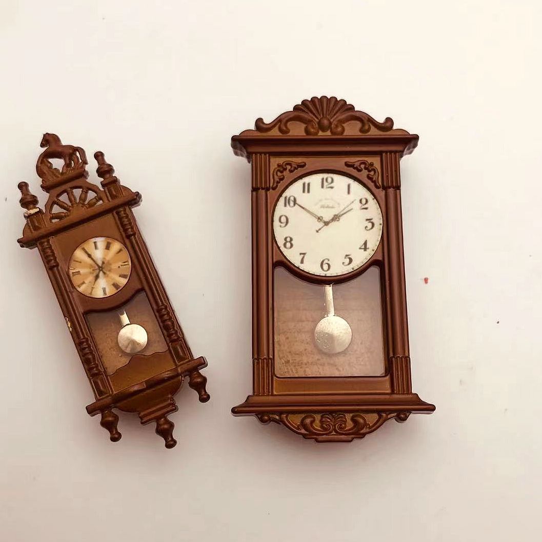 New 12-Minute Miniature Dollhouse Accessories Retro Roman Clock Children's Dollhouse Toy Hanging Clock Shooting Scene