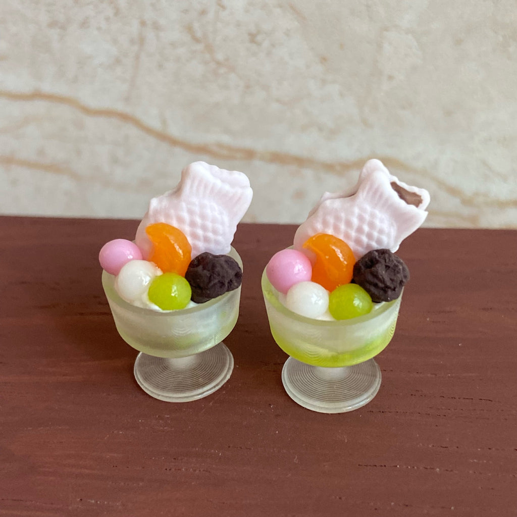 Miniature Pink Sakura Flavored Taiyaki Ice Cream Dollhouse Dessert Shop Accessories
