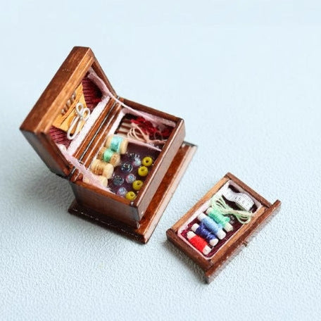 Dollhouse Miniature Sewing Machine Accessory