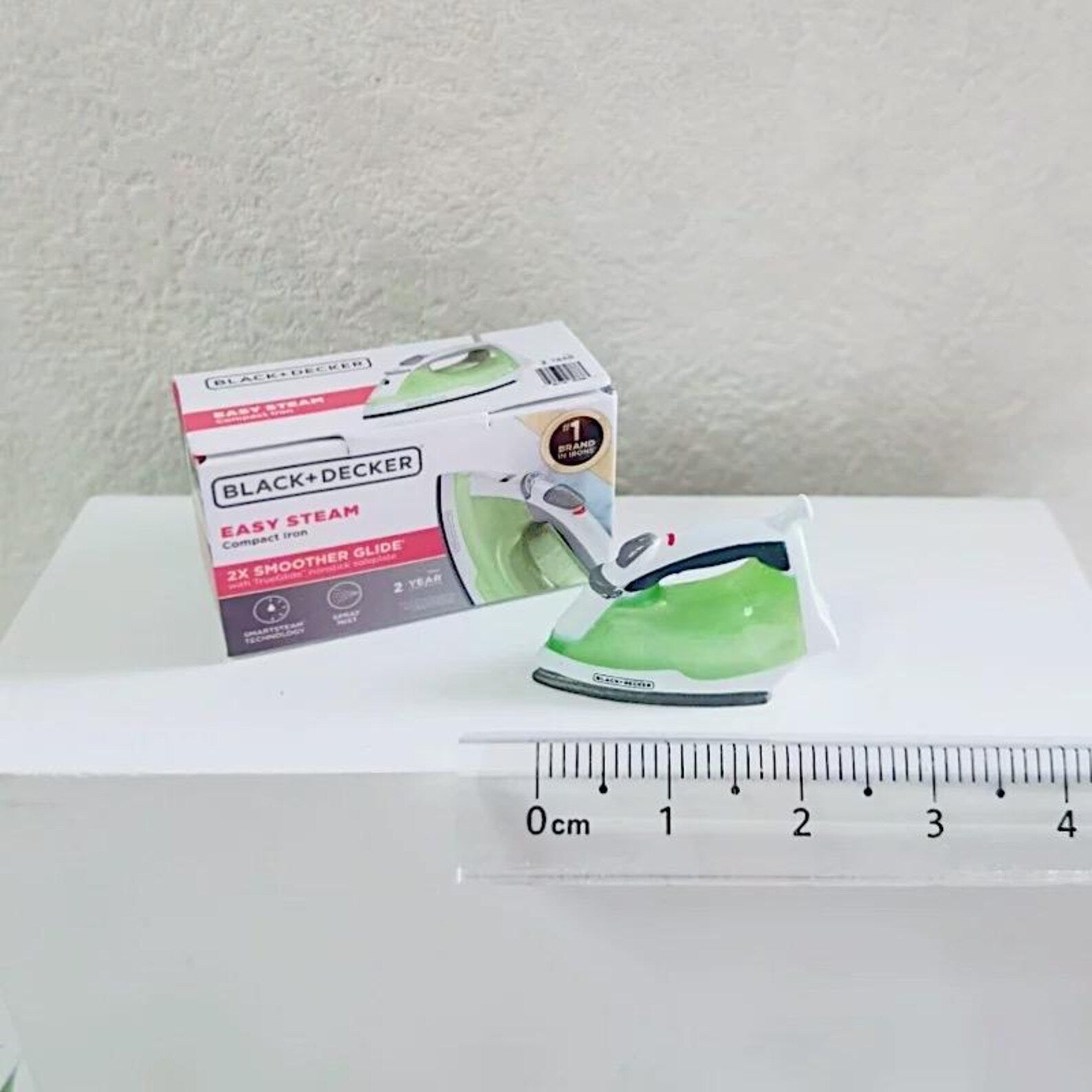 1/12 1/6 Dollhouse Miniature Replica Black and Decker Easy Steam Compact Iron