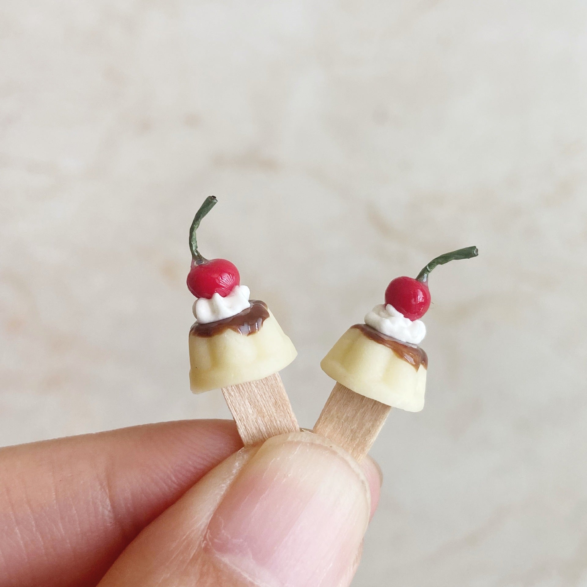 Miniature Simulation Food Play Pudding Stick Miniature Food Play Dessert Shop Dollhouse 1:12 Scale Accessories
