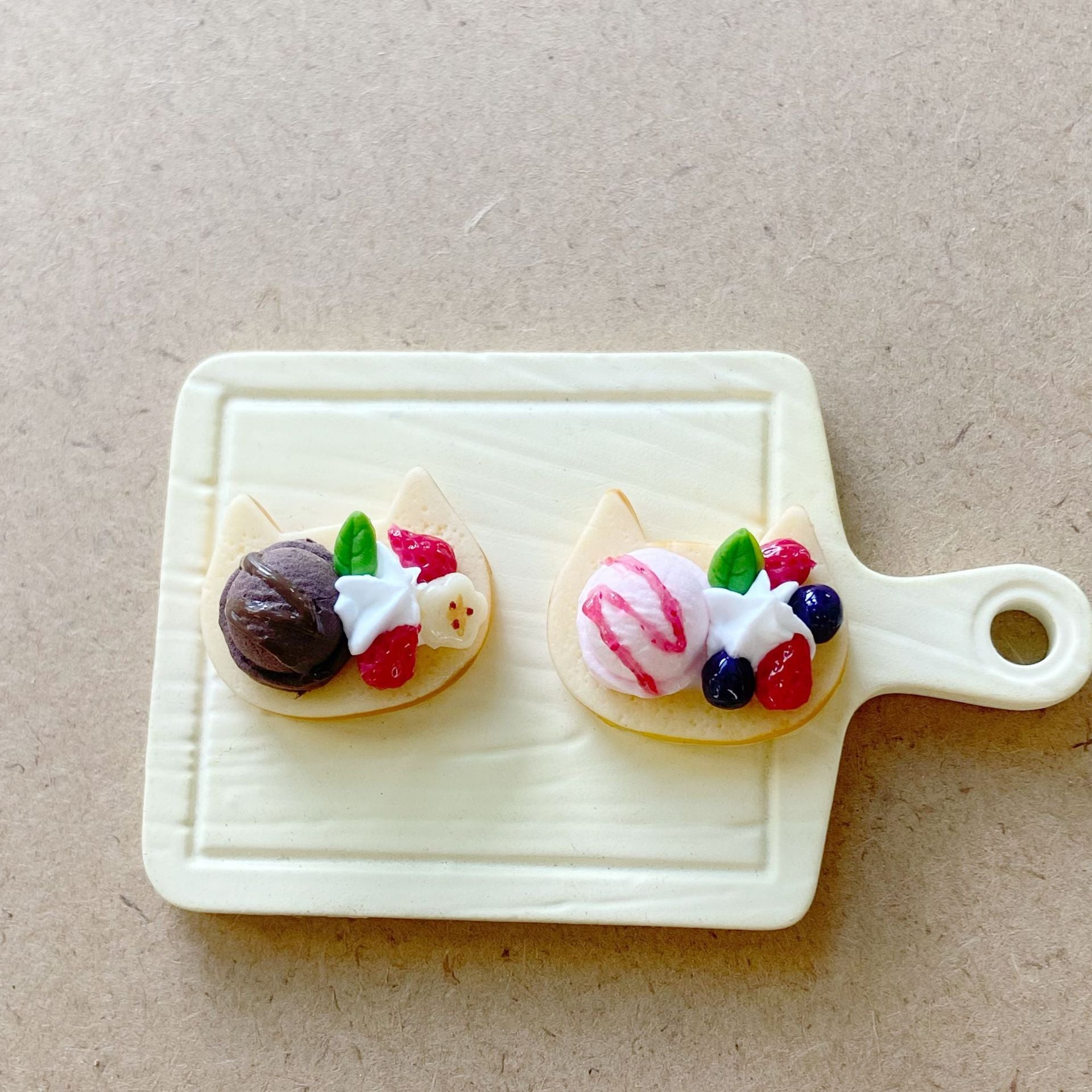 Simulation Cute Strawberry Ice Cream Toast Bread Miniature Food Play Mini Dollhouse Props