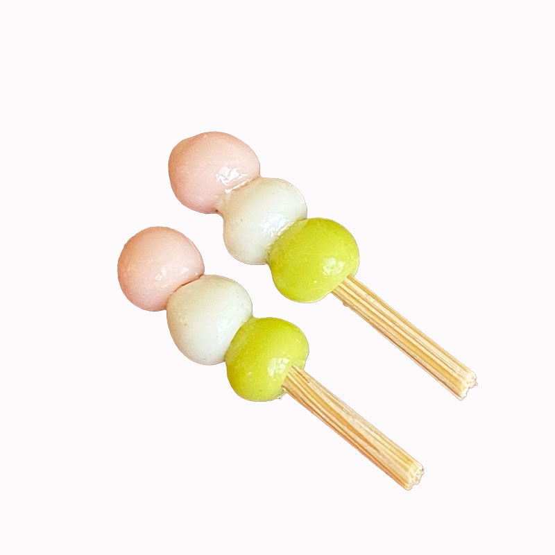 Miniature Simulation Food Play 3-Color Meatball Stick Miniature Food Play Dessert Shop Dollhouse Six-Piece Accessories