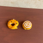 Simulation Bread Miniature Food Play Sesame Bagel and Cinnamon Roll Dollhouse Bakery Scene